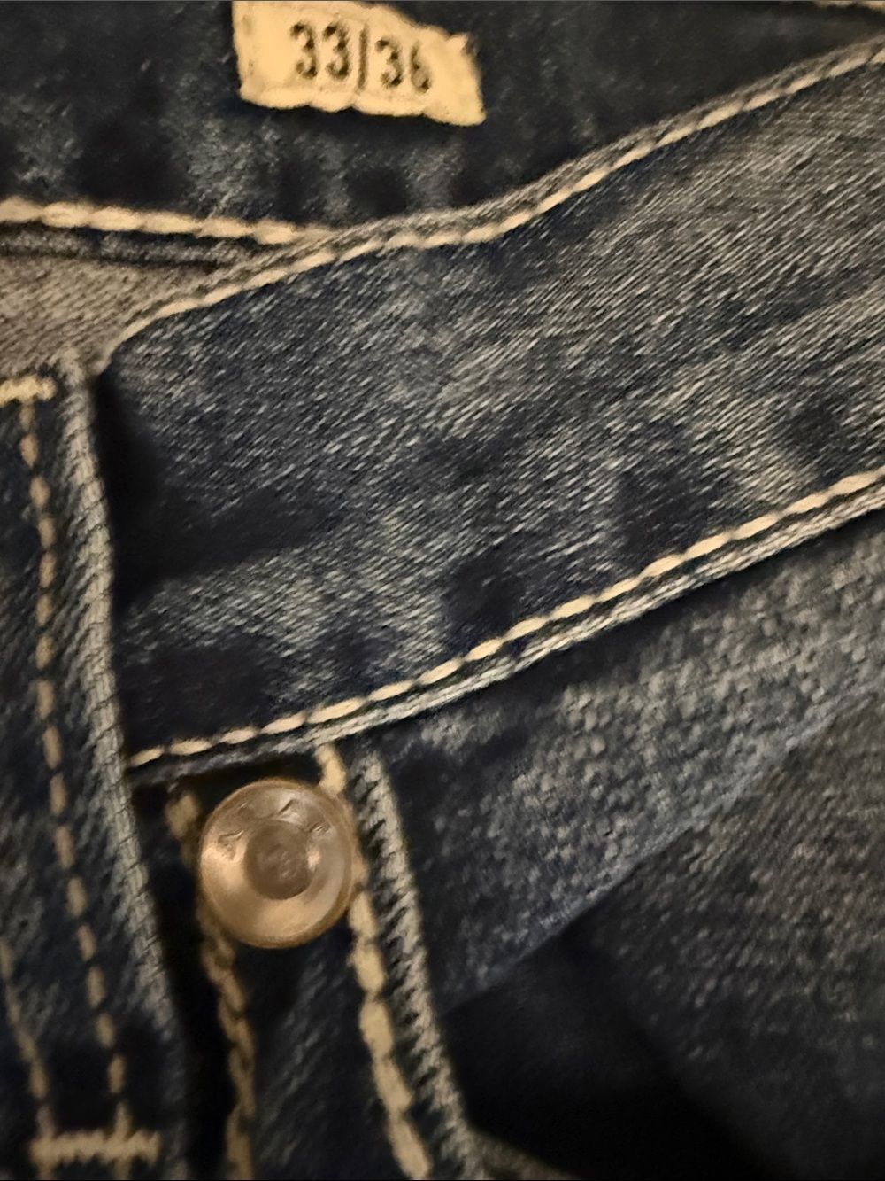 Ariat Men's Relaxed Bootcut Denim Jeans in Dark Blue Wash - Picture 6 of 16